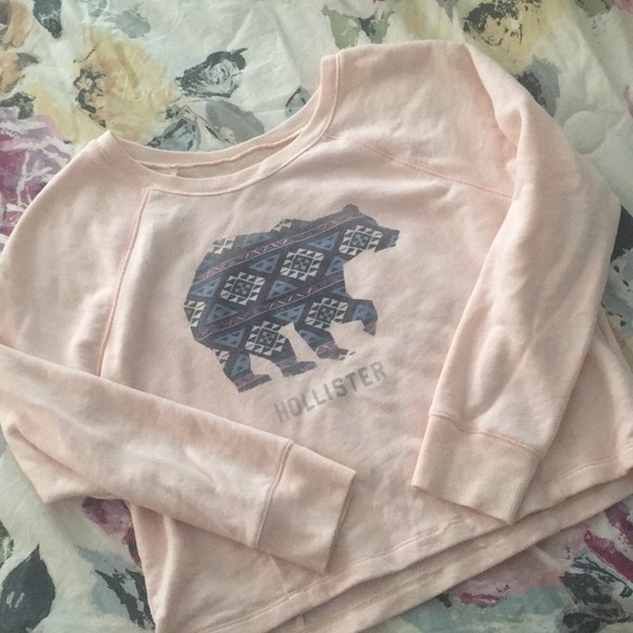 Light Pink Hollister Cropped Sweatshirt - Picture 1 of 4